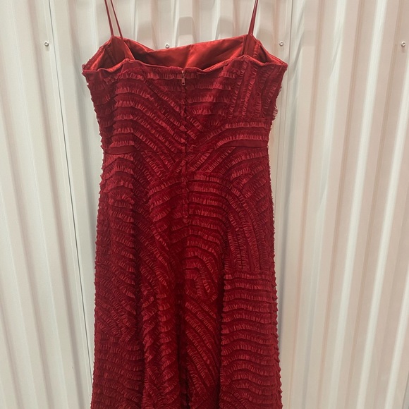 Red BCBG dress - Picture 2 of 6